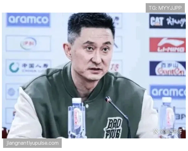 裁判职责不仅判罚，还要负责赛前准备与赛后报告