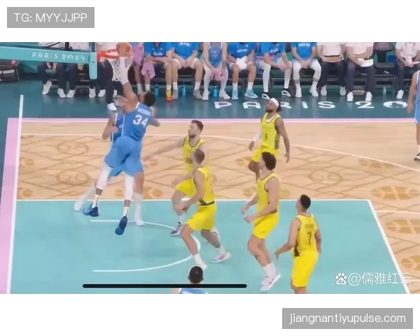 阿德托昆博挡拆拉开空间提升无球效率明显优于字母哥 阿德托昆博挡拆拉开空间提升无球效率明显优于字母哥